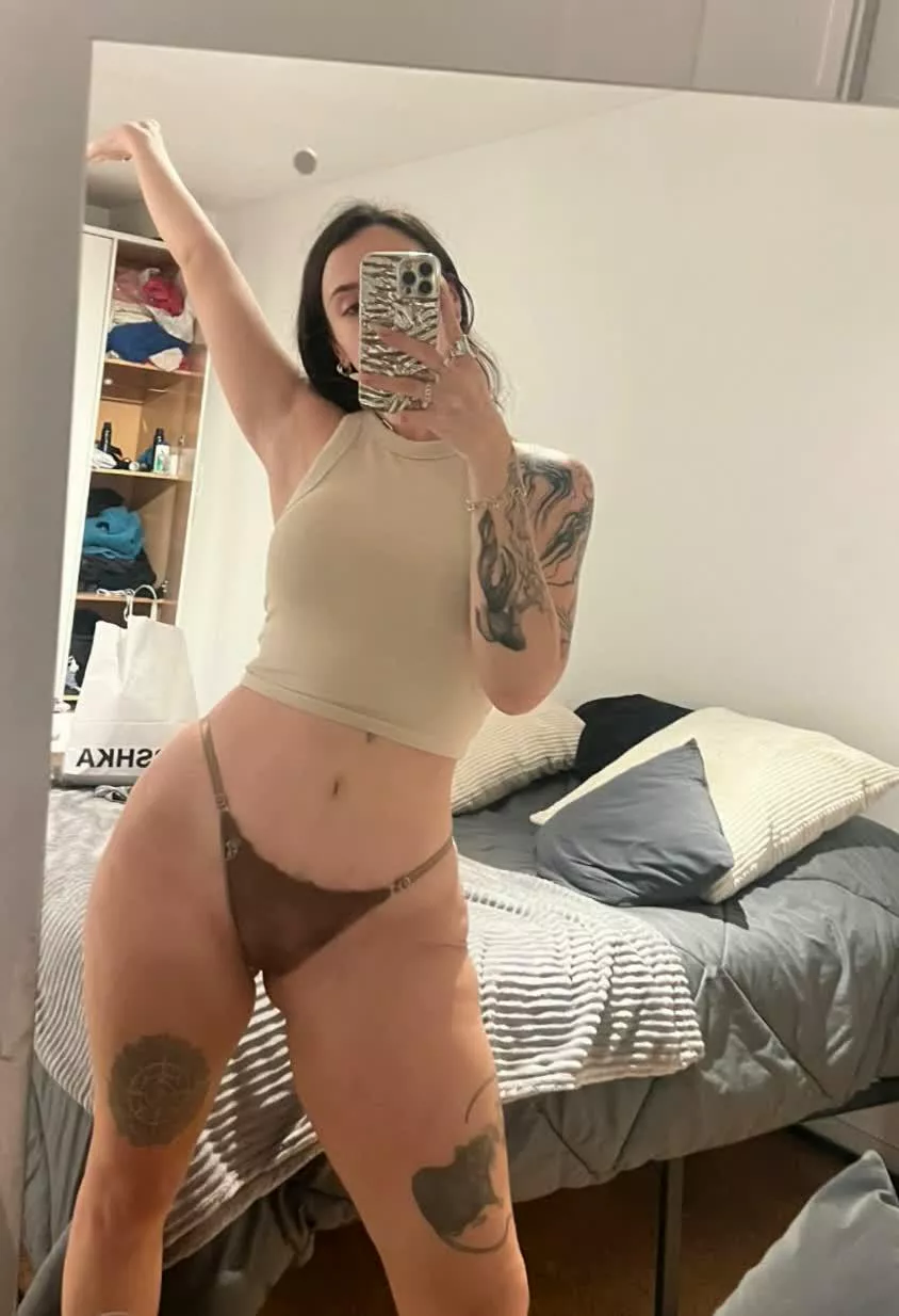 Mommy wants to be used today