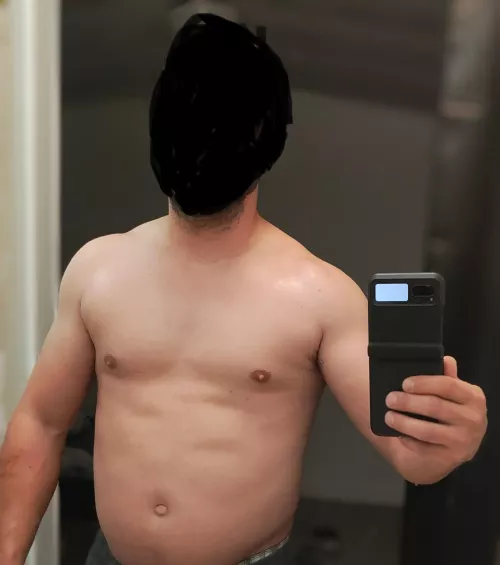 Need a beautiful woman to take my mind off losing my wife of 10 years cause she cheated with several coworkers I’ve only been with one women in ten years but I ain’t no slouch I will buy them a nice gift if we can find the right ones I need fun in my