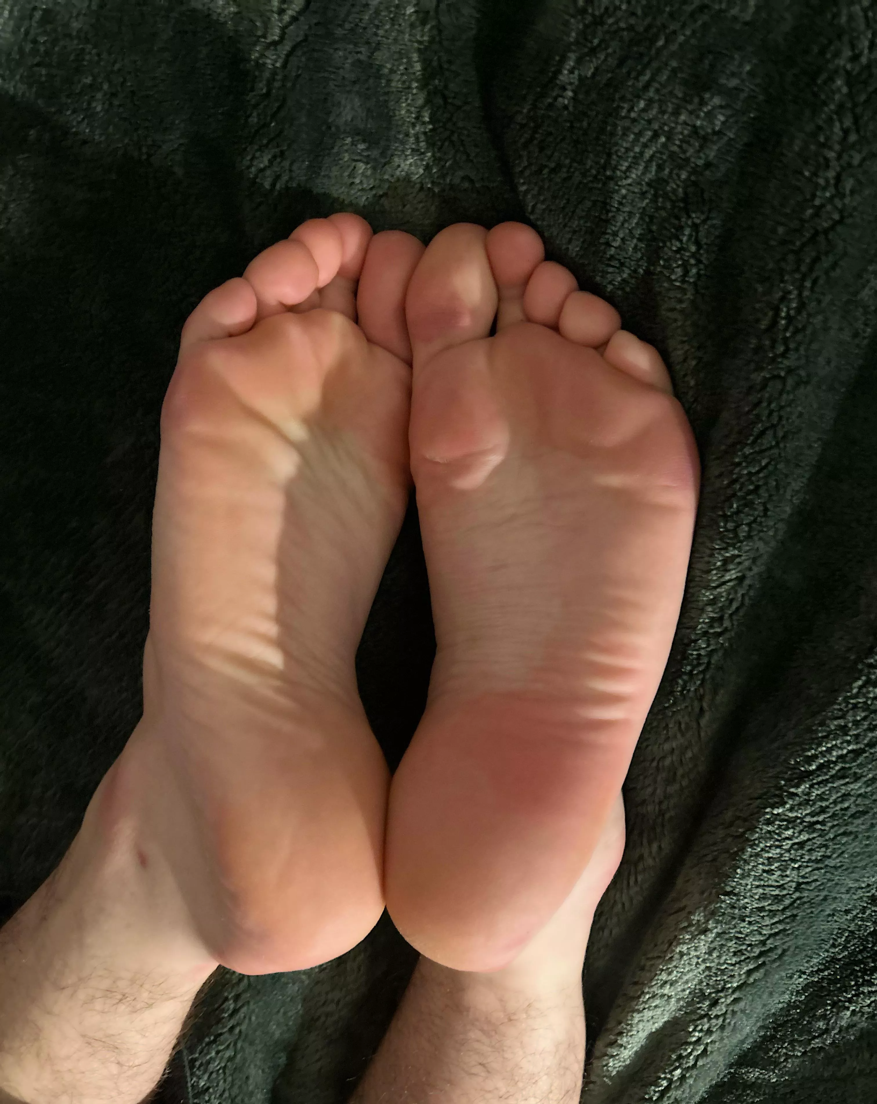 Need a top to take care of these for me 🥵