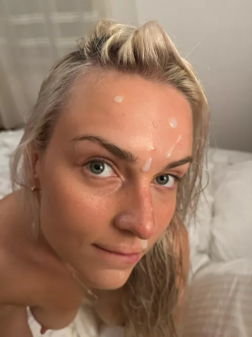 No better way to end the day then with some fresh cum all over me