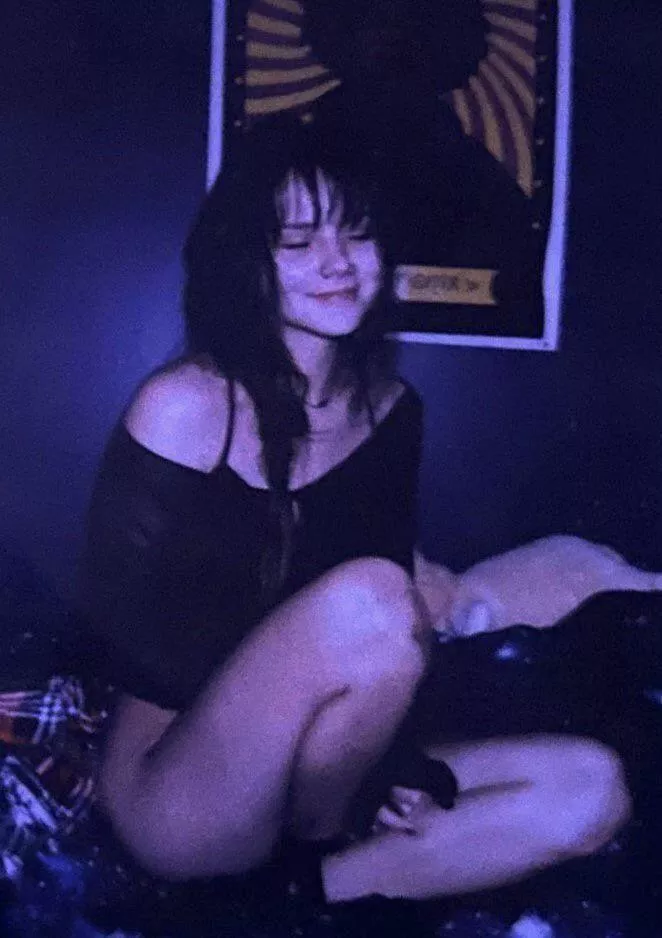 Only need to take my pants off to fuck me ;)