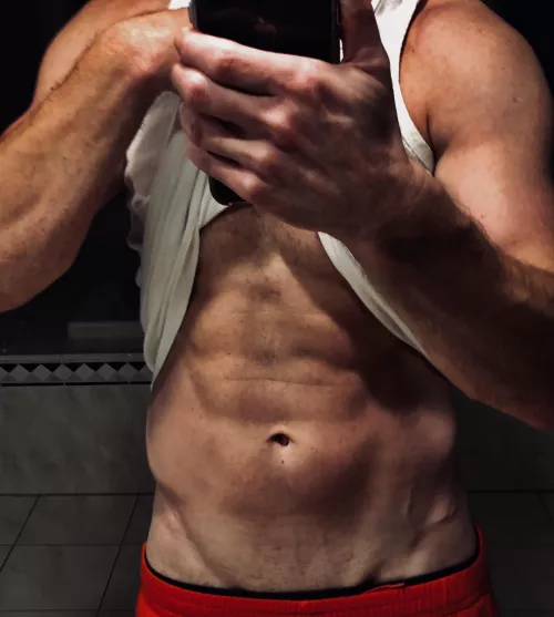 Orally Bi Male Looking for FM or M