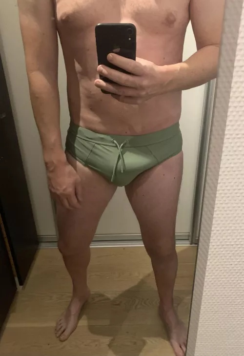 Prefer them a bit smaller but loved this Color ☺️