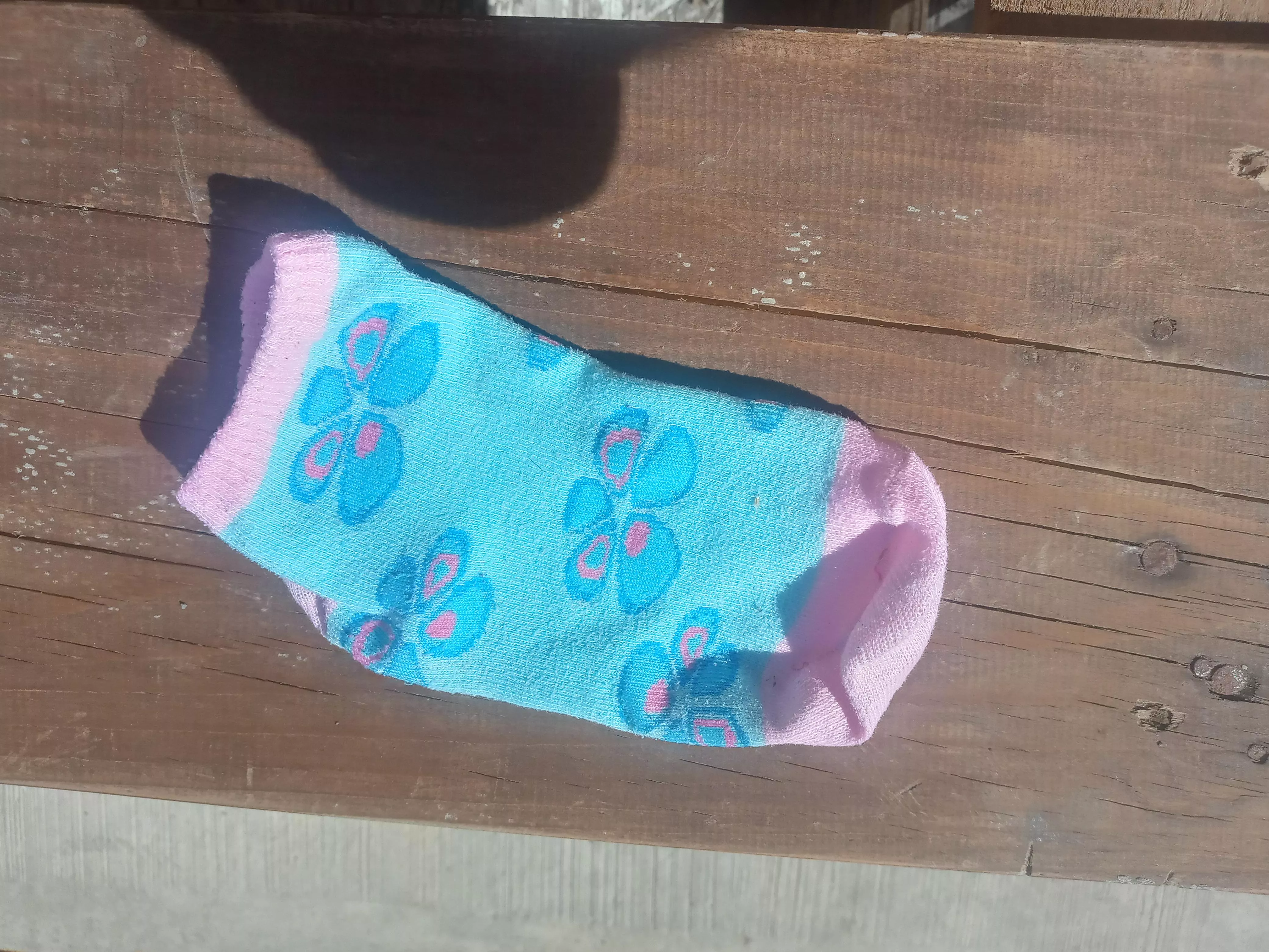 Presuman sus calcetines 