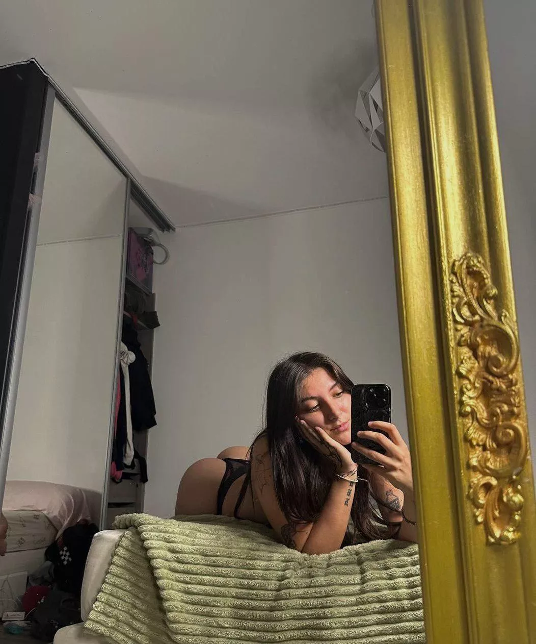 Qui veut s'amuser avec moi ce soir?😈