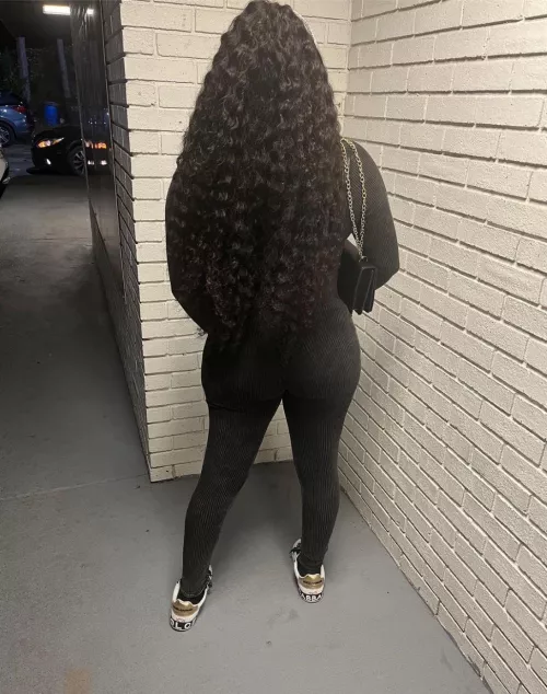 Quickly on your knees, kiss the grounds I walk on. Now who’s gonna refund my good night out