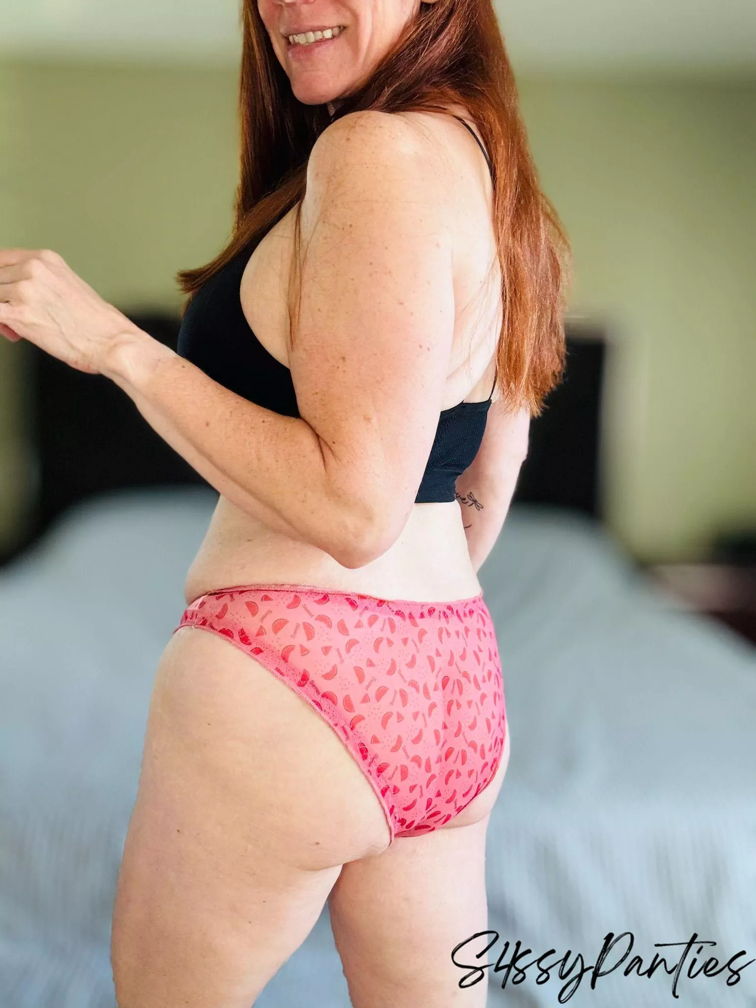 Ready for fall? Get any pair of my panties through the end of the month for $30 ($25 for fall themed prints) and get a free add on. [selling][usa] Fit. Nerdy. Pervy. Witty. Hilarious. Genuine. Forty-ish. Sassy. Redhead. See my menu. $30