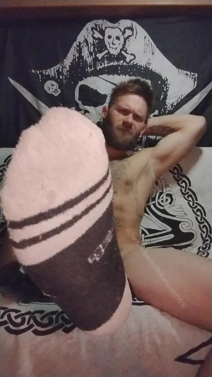 Reimburse my hotel, and I'll give you all the content I make in it. It's gonna be big!