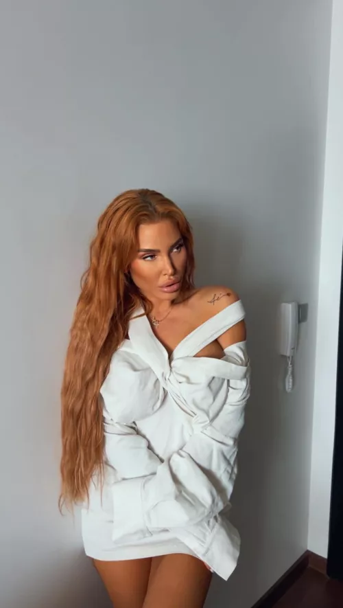 Sending nudes to everyone 