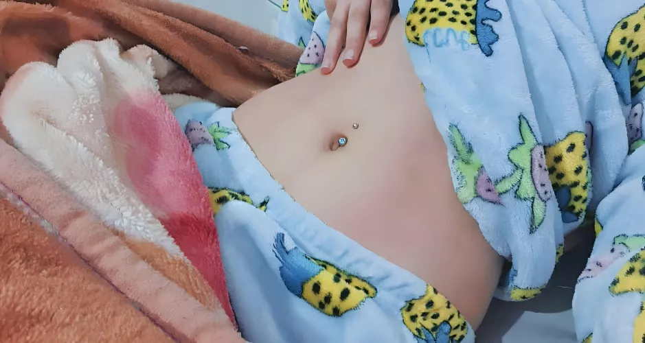 Showing Off My Belly Ring 💋