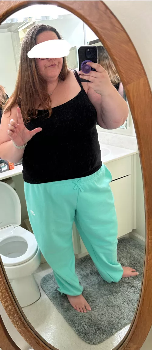 Stop being a loser and do what I say… I need to put my feet up and take a break. 