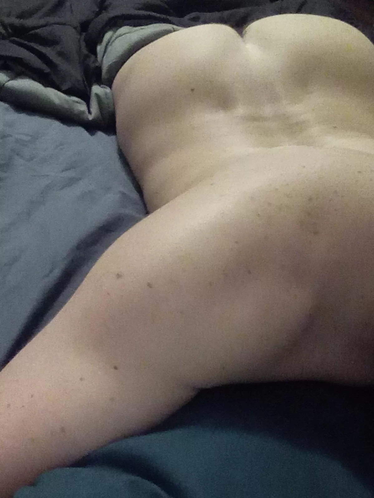 Straight curious looking for hung 