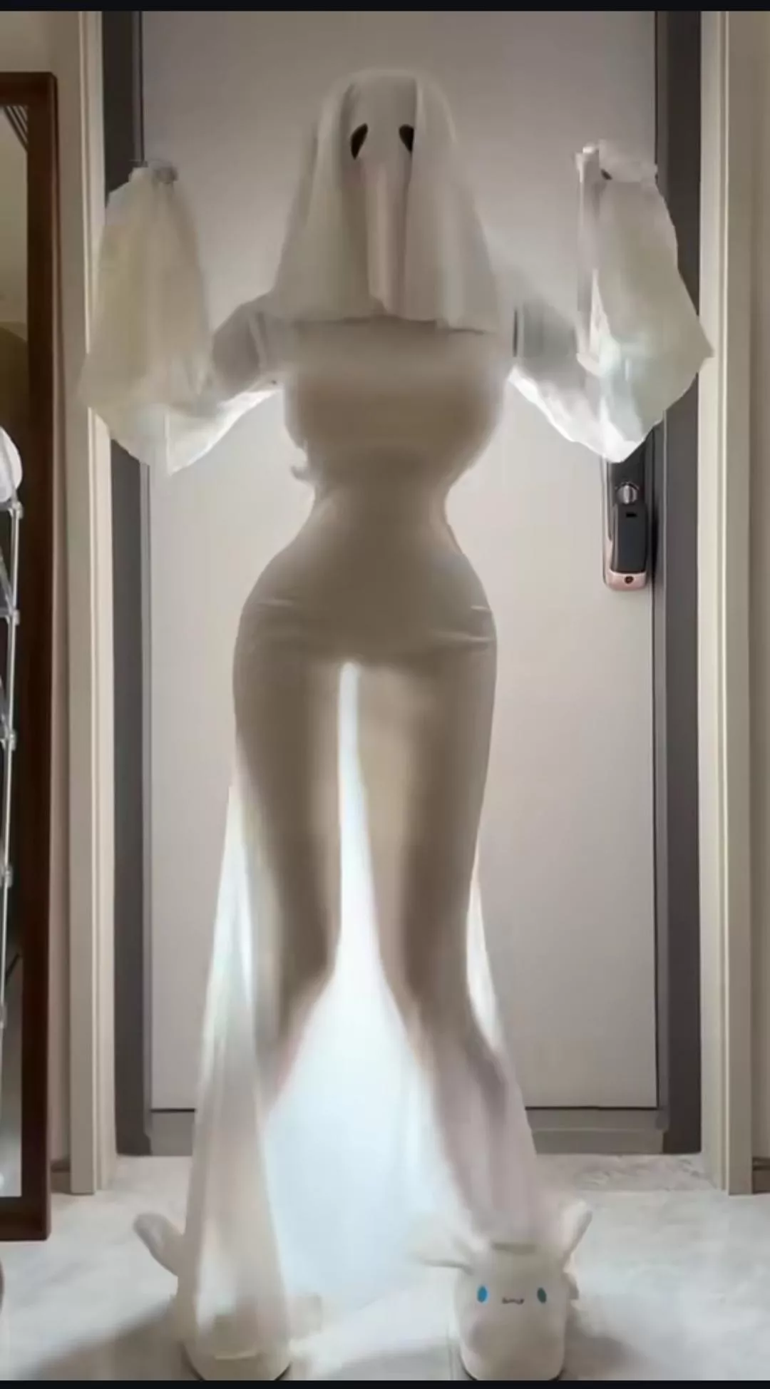 the only ghost i want to hunt me 