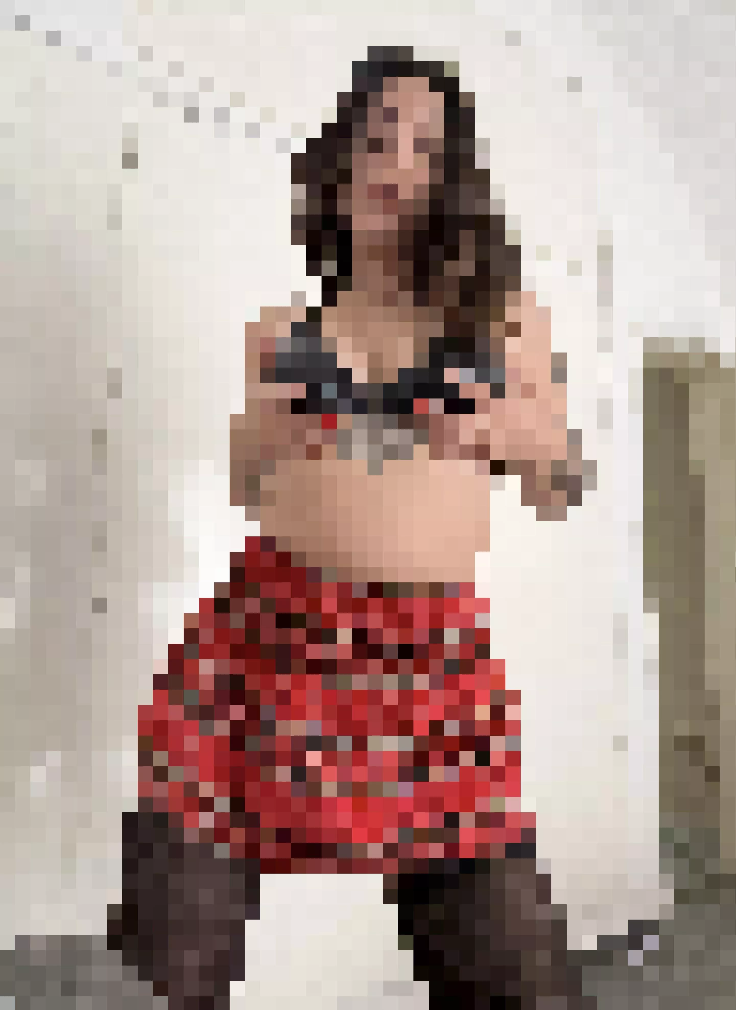 This is all you deserve from a Goddess like me, loser