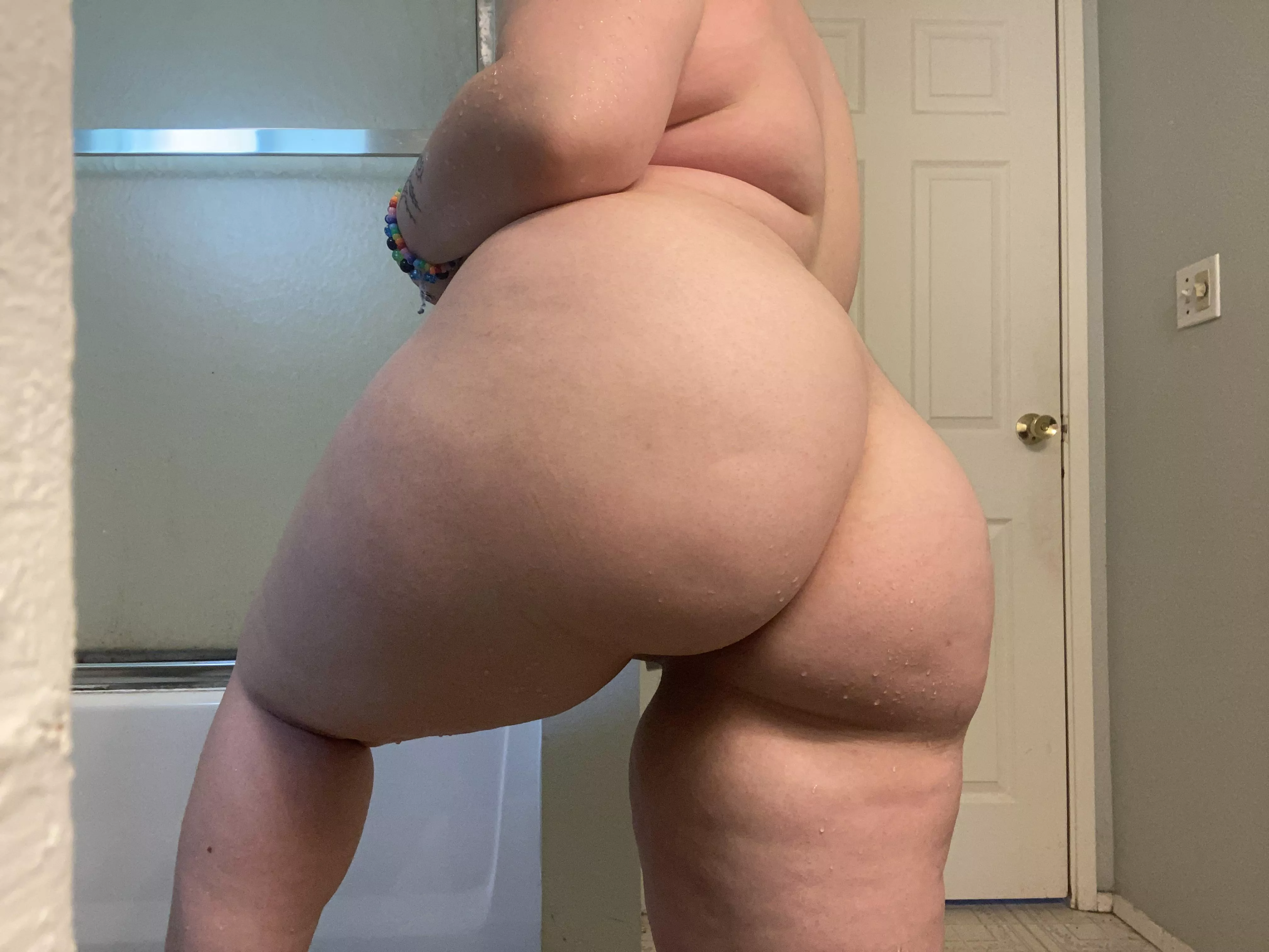 this nude makes me feel so confident ☺️