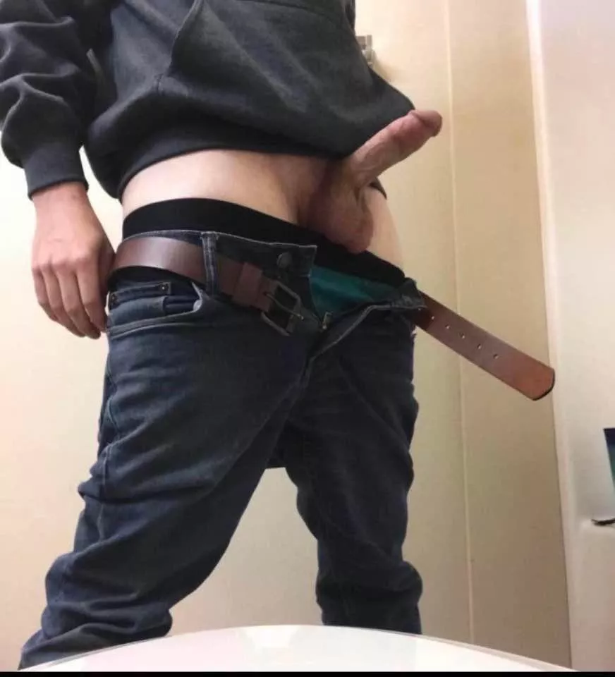 Took this for some frat bros.. should I send? My gf can’t find out