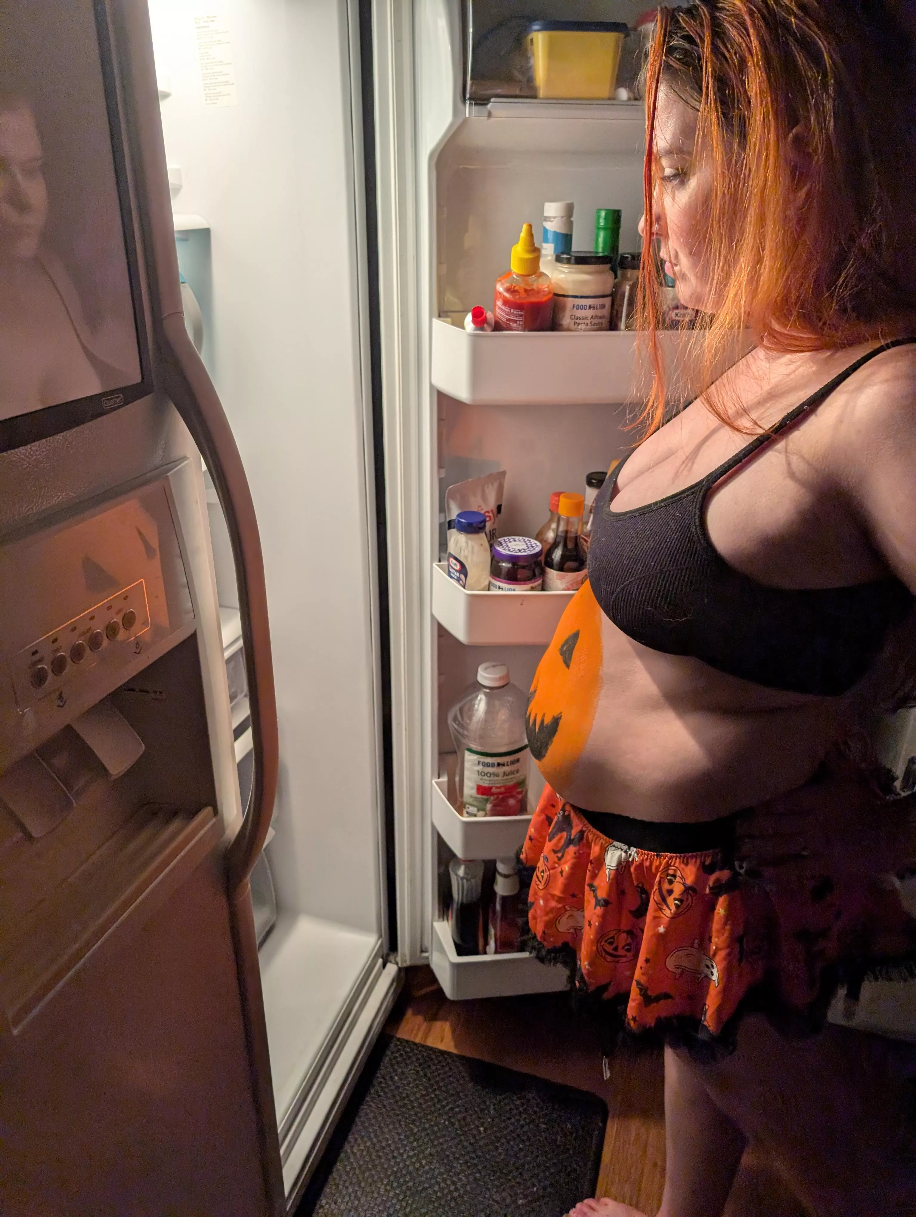 Up 100lbs this year and it's not even Halloween, reward me by jerking to my nudes and telling me about it