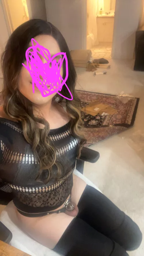 [USA] #Seattle and #Sanfrancisco 22y/o petite sissy looking for a longterm hung dom-open to relocate