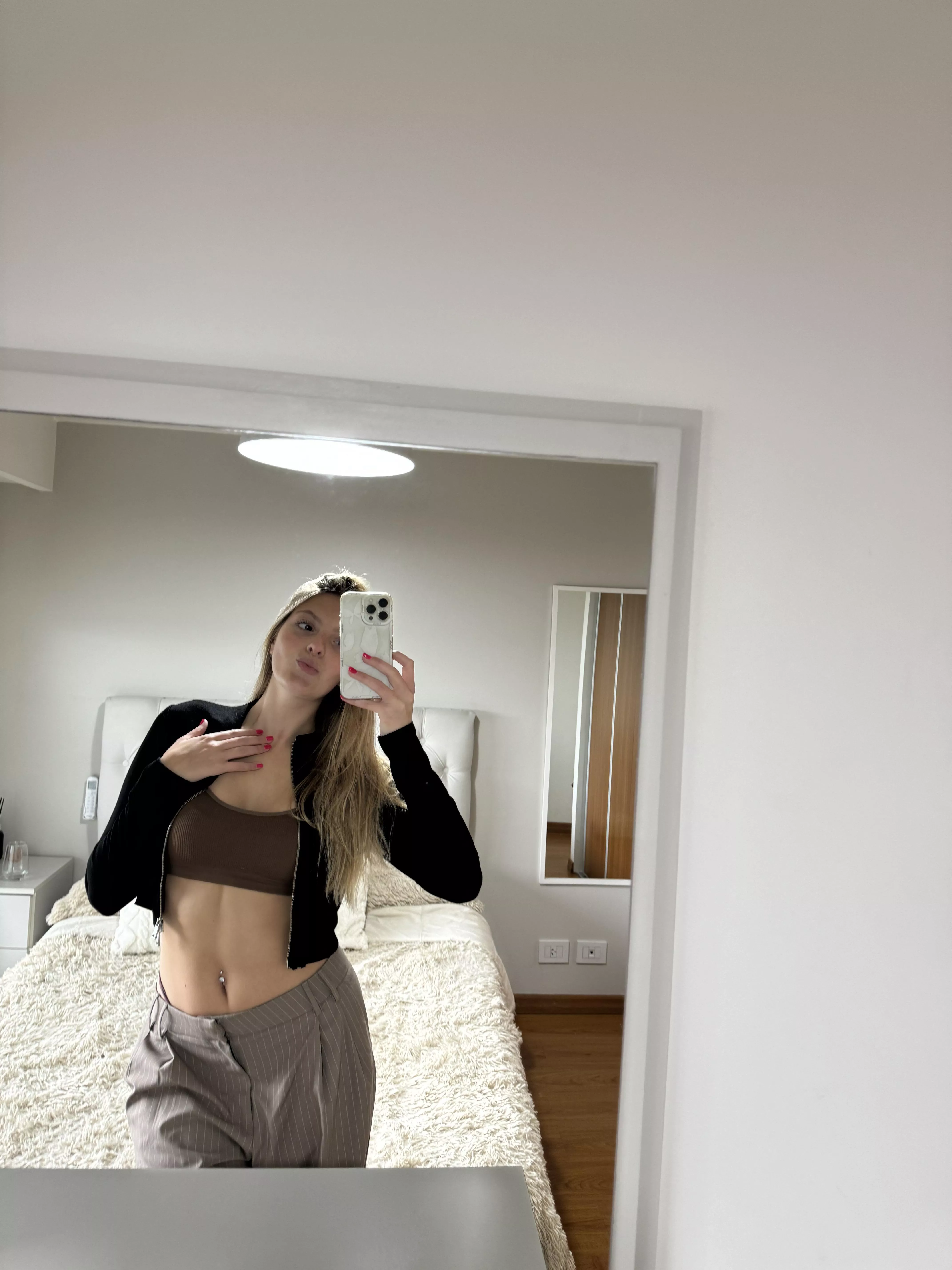 Wanna be my sneaky link?