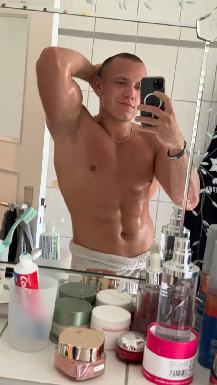 Want to share the warm water with me? 😏