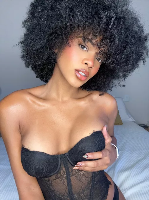 When I see you I want to touch my tits so badly