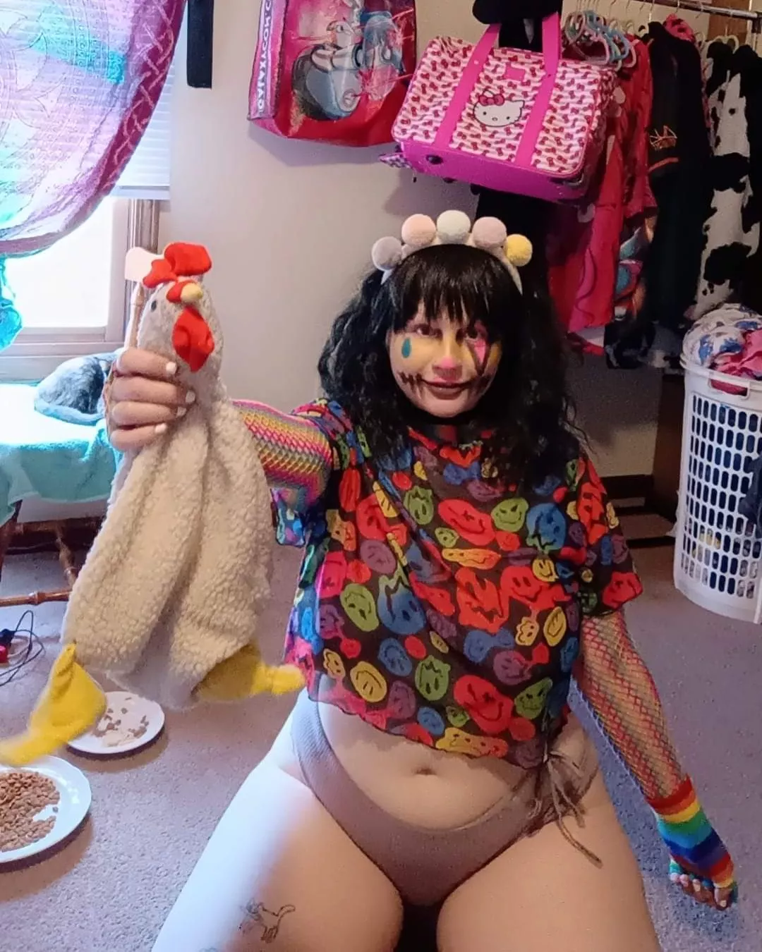 who up choking they chicken 🤡🐔