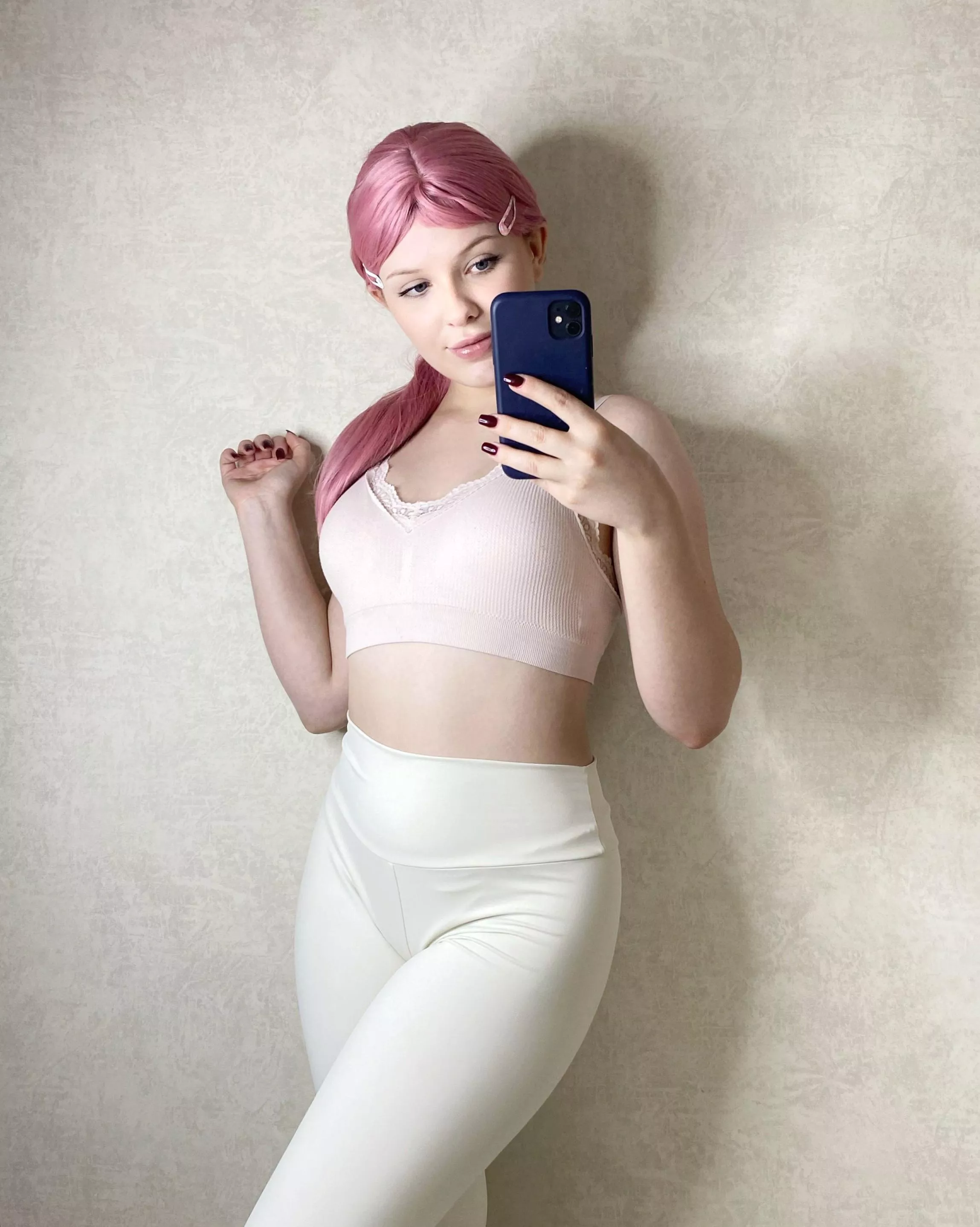 Who would go to the gym with me