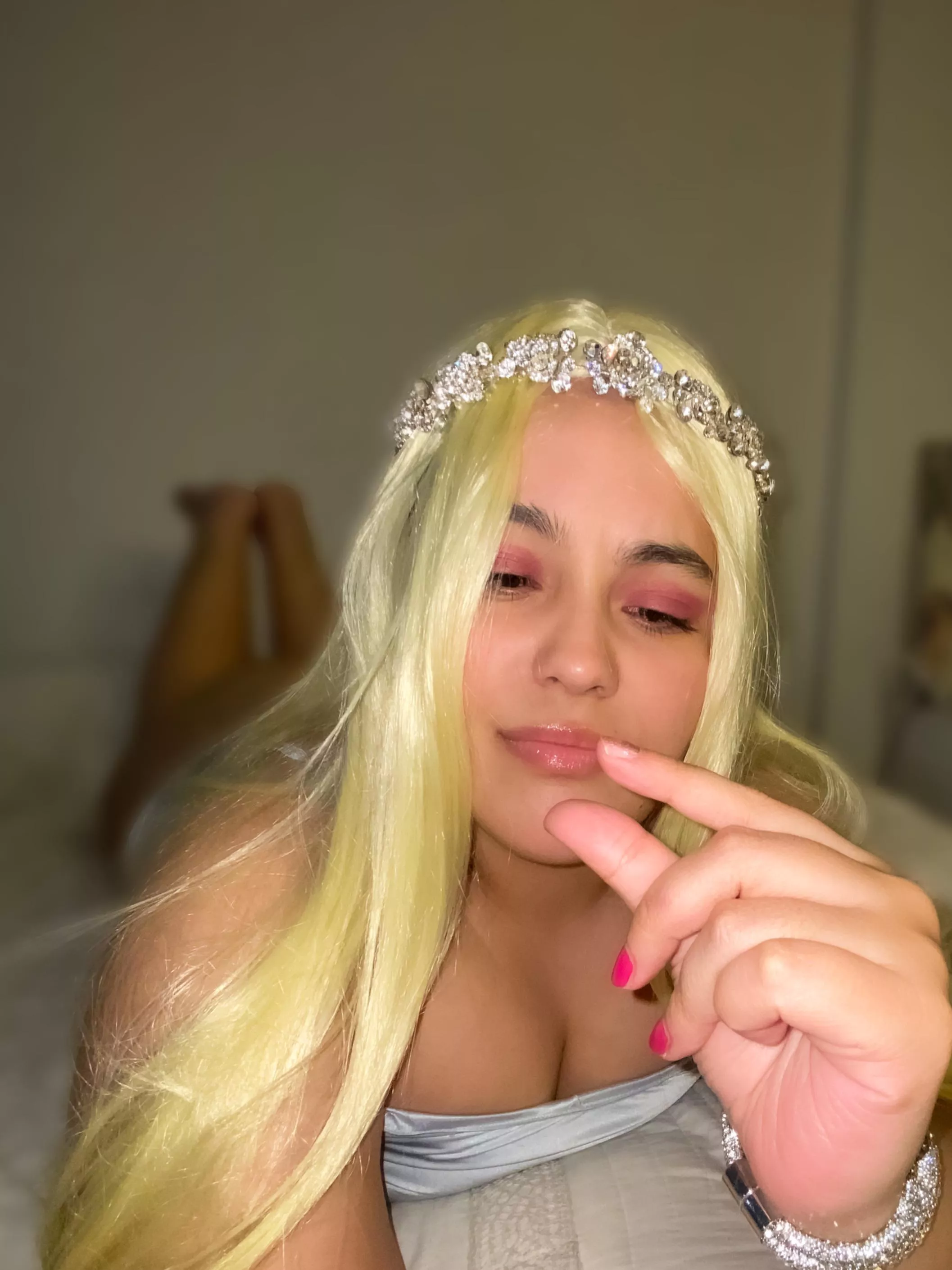 With that pathetic wee wee wee you have you are a laughing stock 