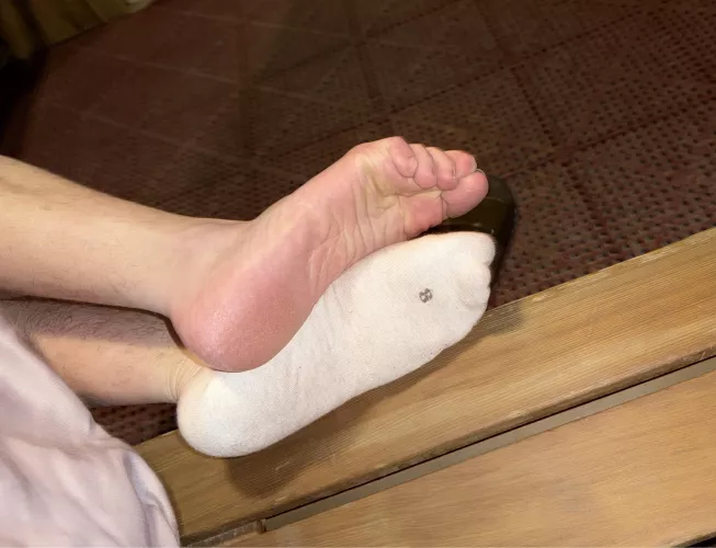 Would you cum on my socks and toes in the sauna?