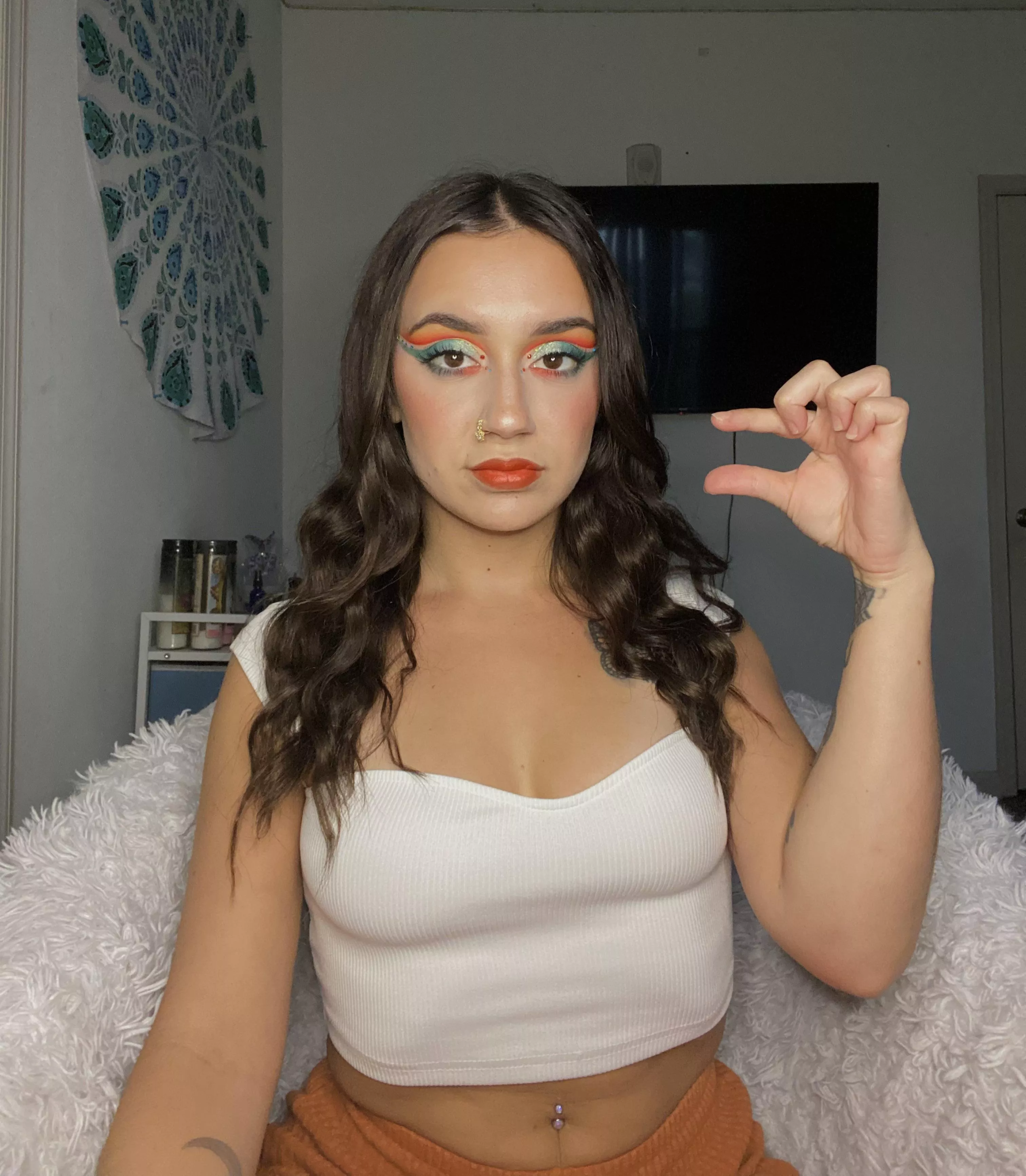 You couldn't possibly please a woman with your cock so you give up your money to compensate.