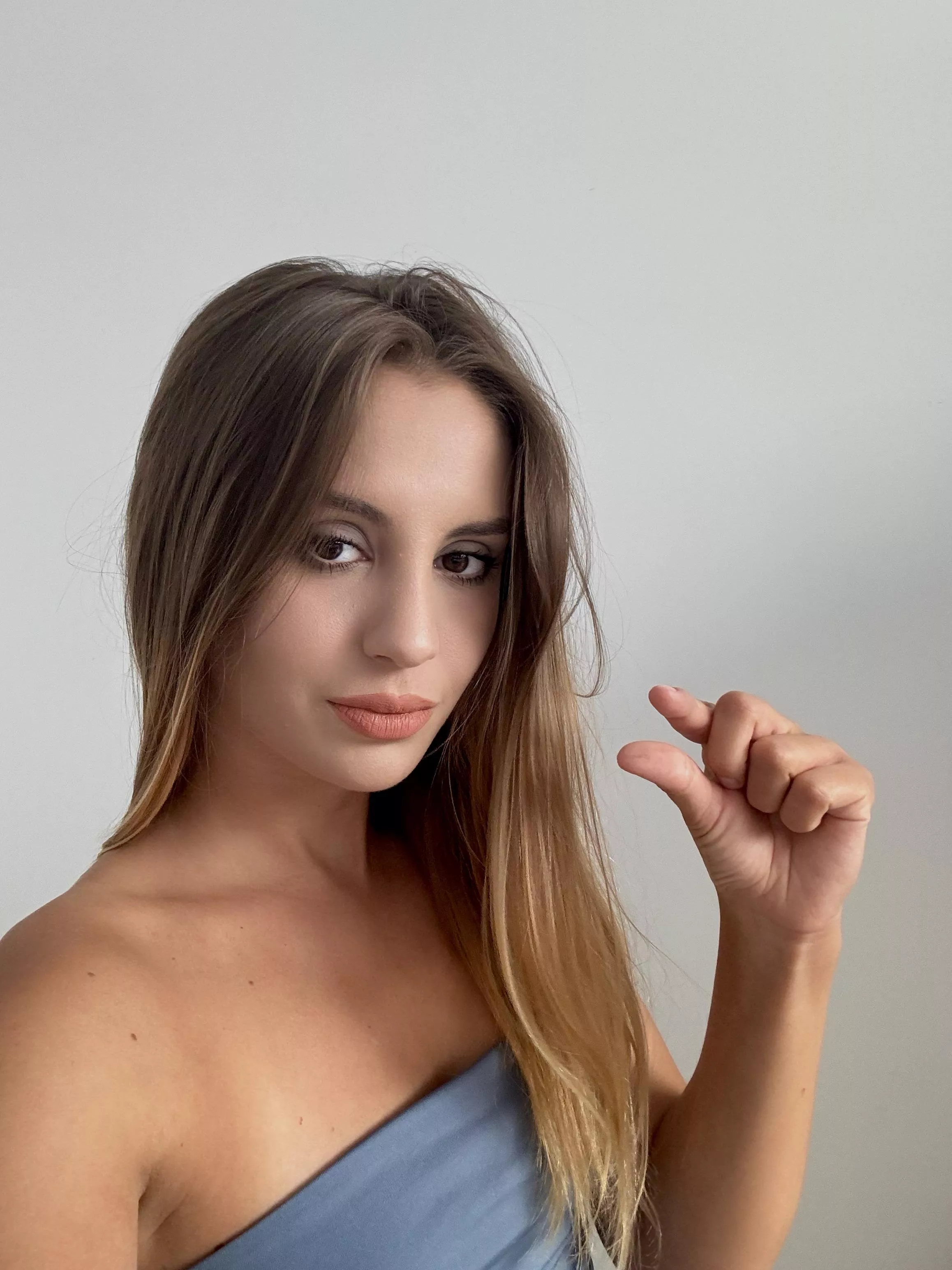 your shrimp is so tiny you better have a fat wallet to compensate for it.. 