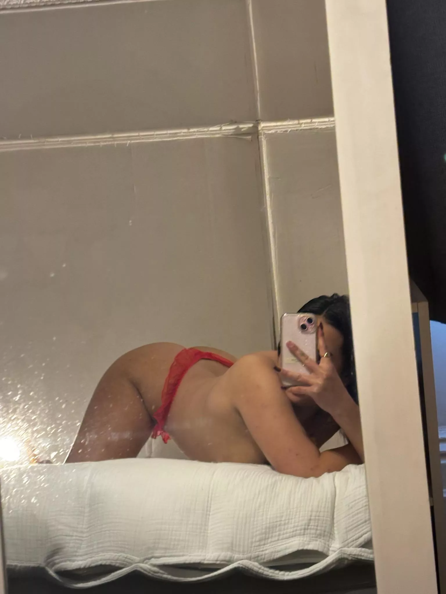 18 [F4M] #MO - I need an older zaddy to pump me full of a fat creampie! i'm clean and on BC. Hit me up