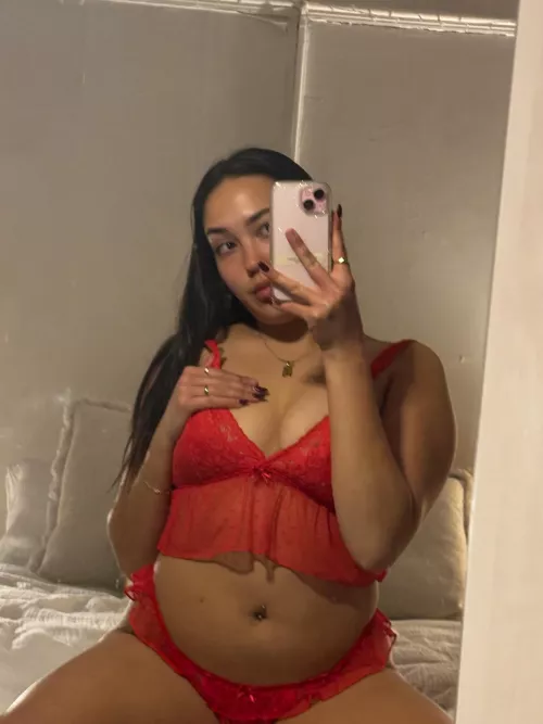 18F in AB this weekend! Looking for a guy to milk some cum! I can go to your place!