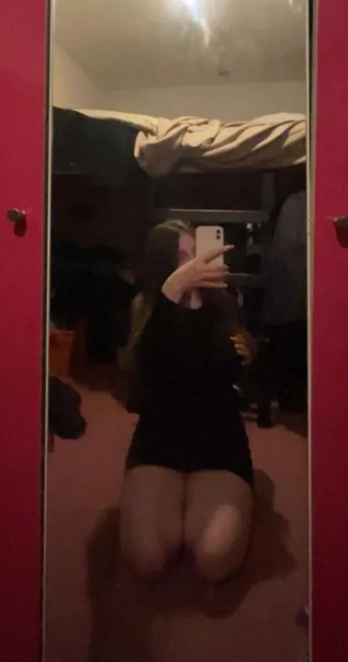 19F looking for quick £ x