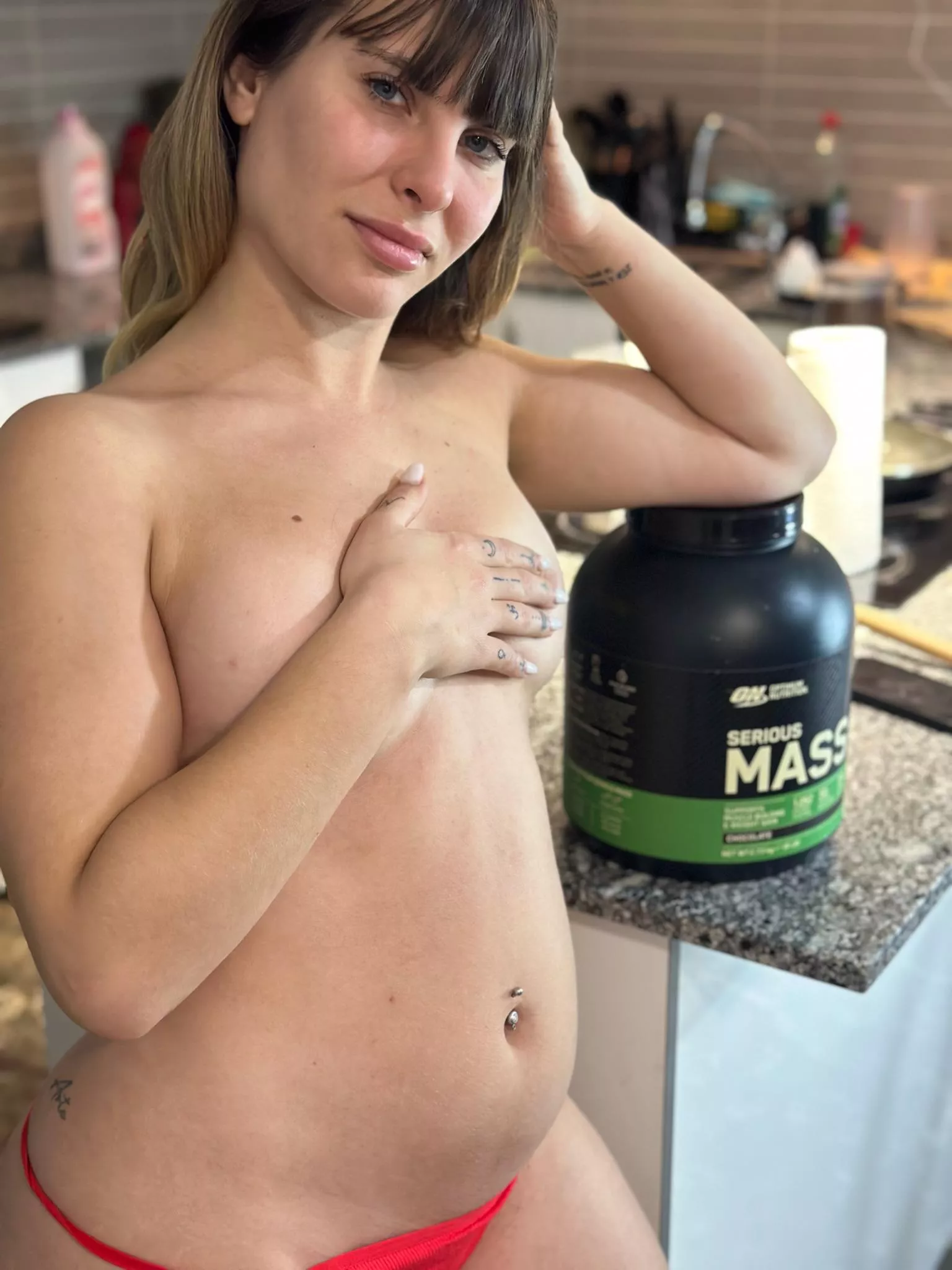 2 weeks eating buffet do you think it shows in my belly? Y or N?