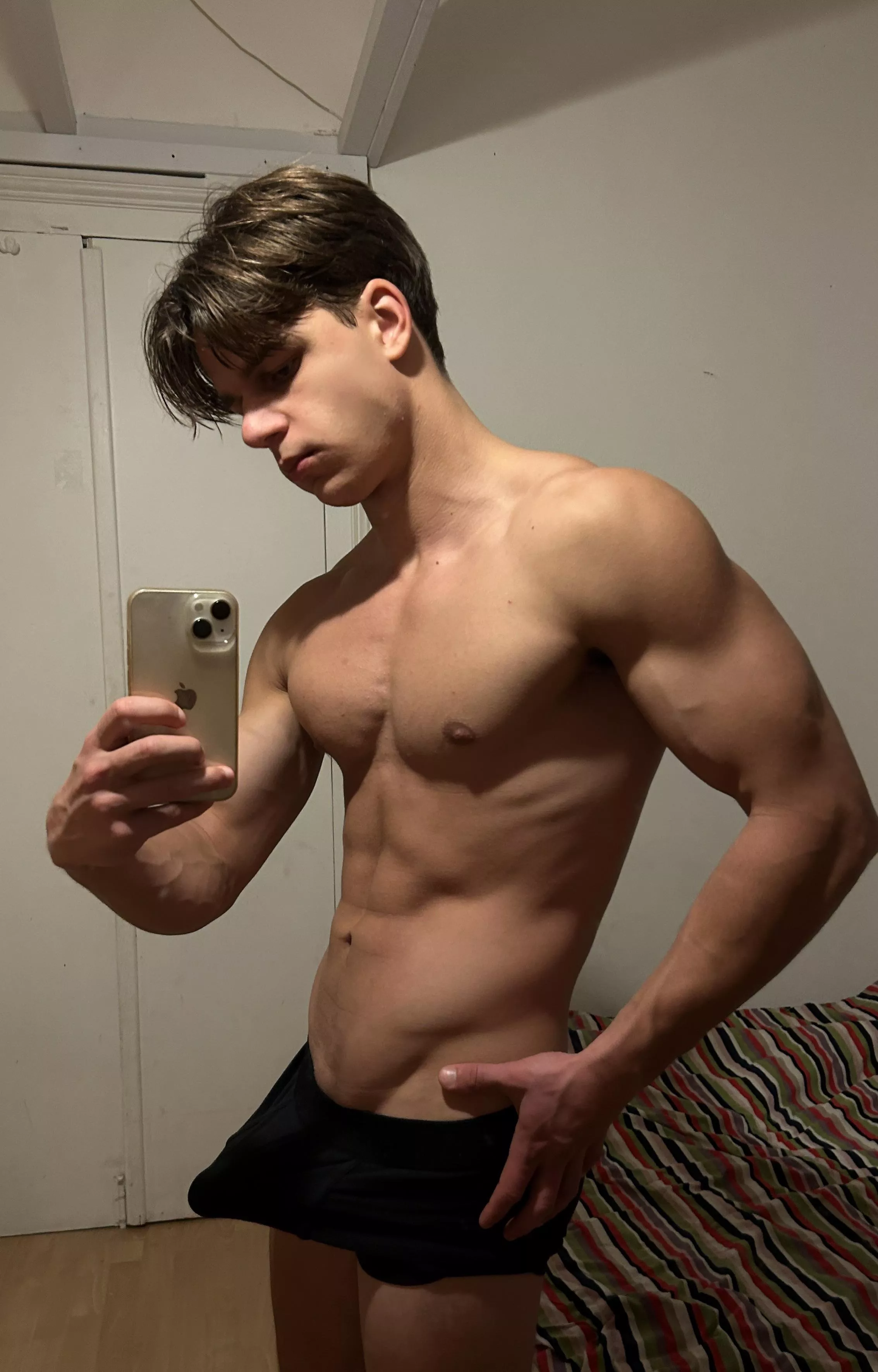 (20)Wanna suck on my bulge?