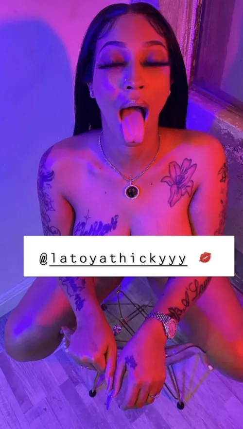 26 (F4M) in Harrahs area 10/26-11/9 gonna be around for now don’t plan on being here forever hmu to spark something up