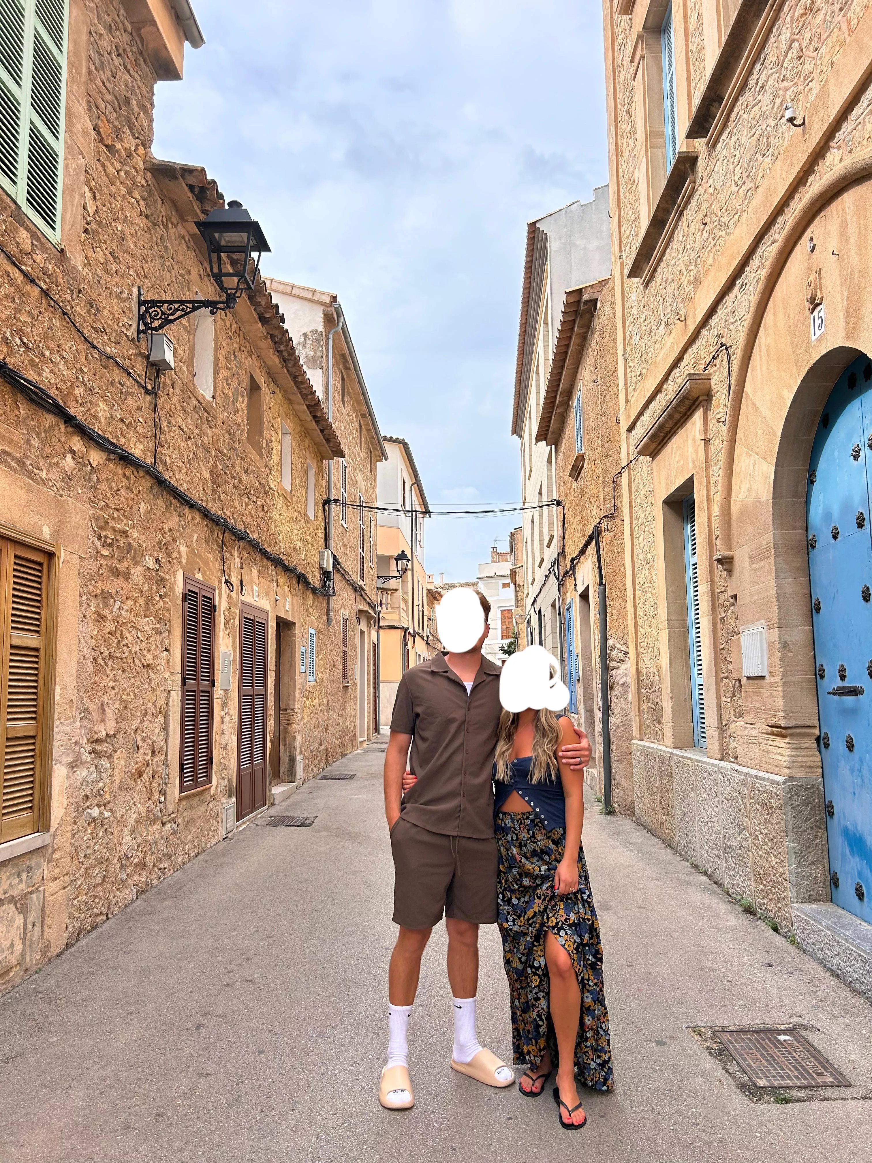 27/27 MF4MF IE- looking for other sexy couples 