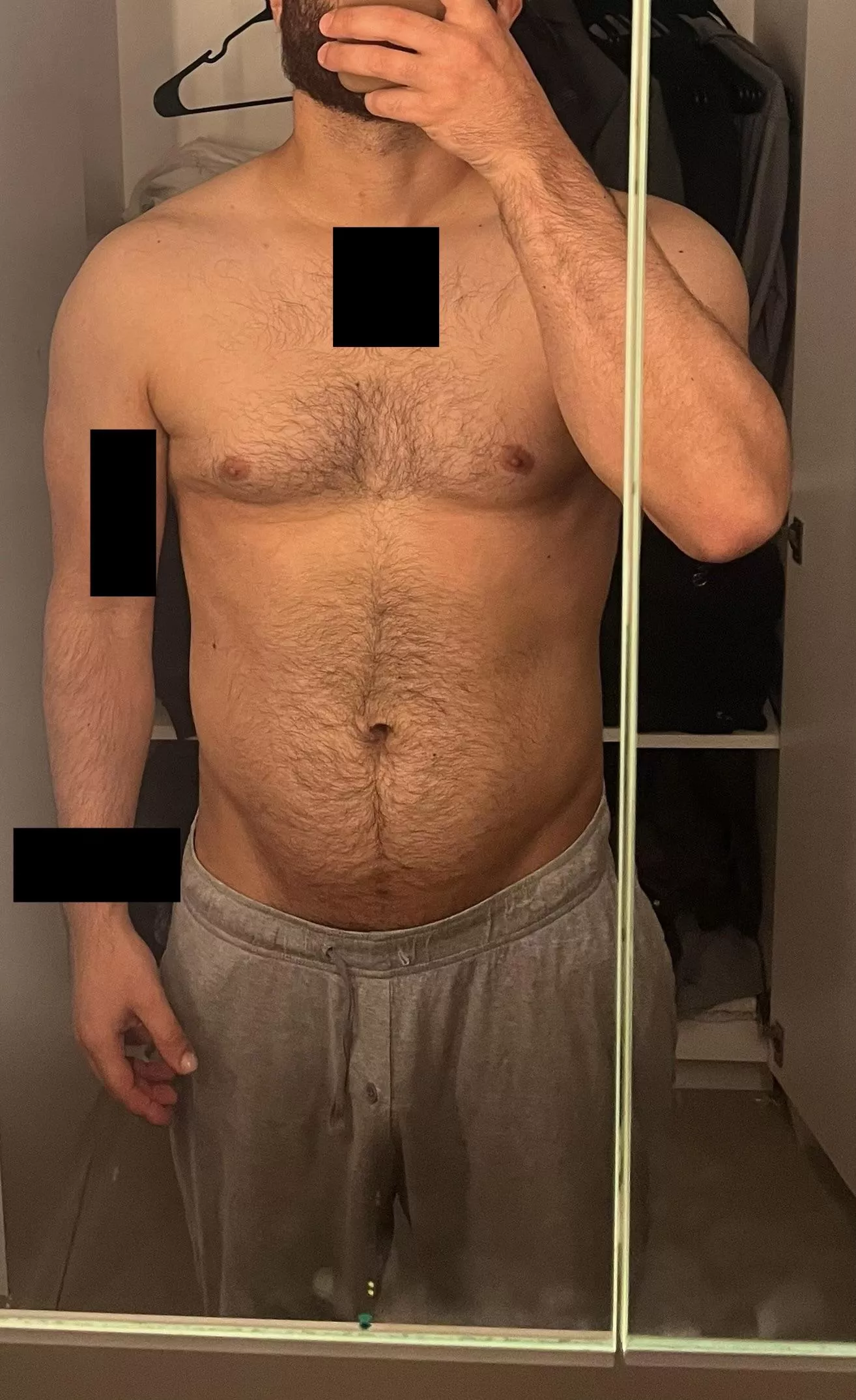 28 straight Hispanic M , 7in thick, 5’10.  looking for F or couple. Here for the weekend . I can send more pics once in chat 