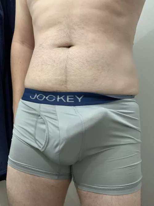 34 any boys wanna play? 😈