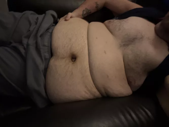 40prov anyone into chubby guys?