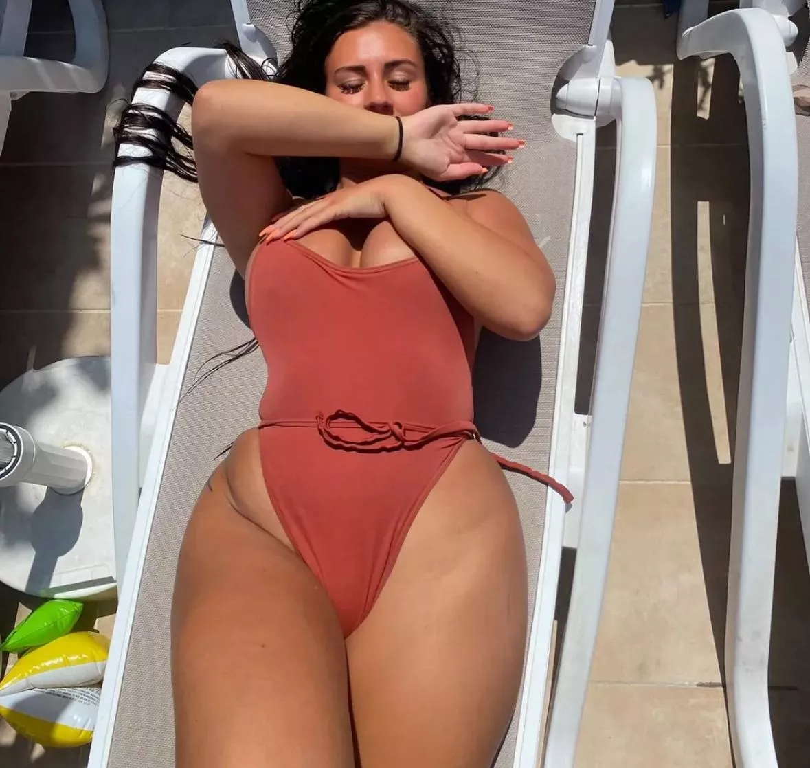 A bit of thicc don't hurt the dick