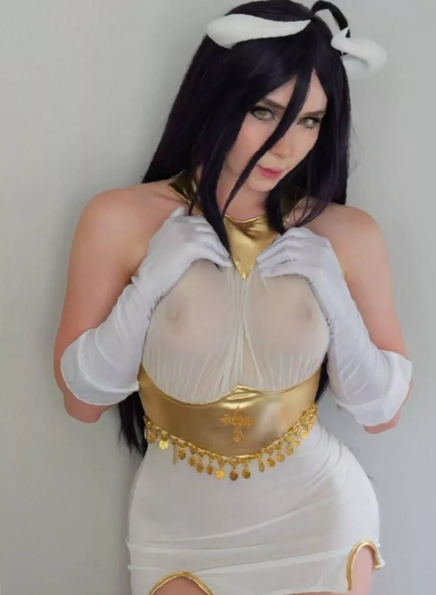 Albedo from Overlord cosplay by Sweetie Fox