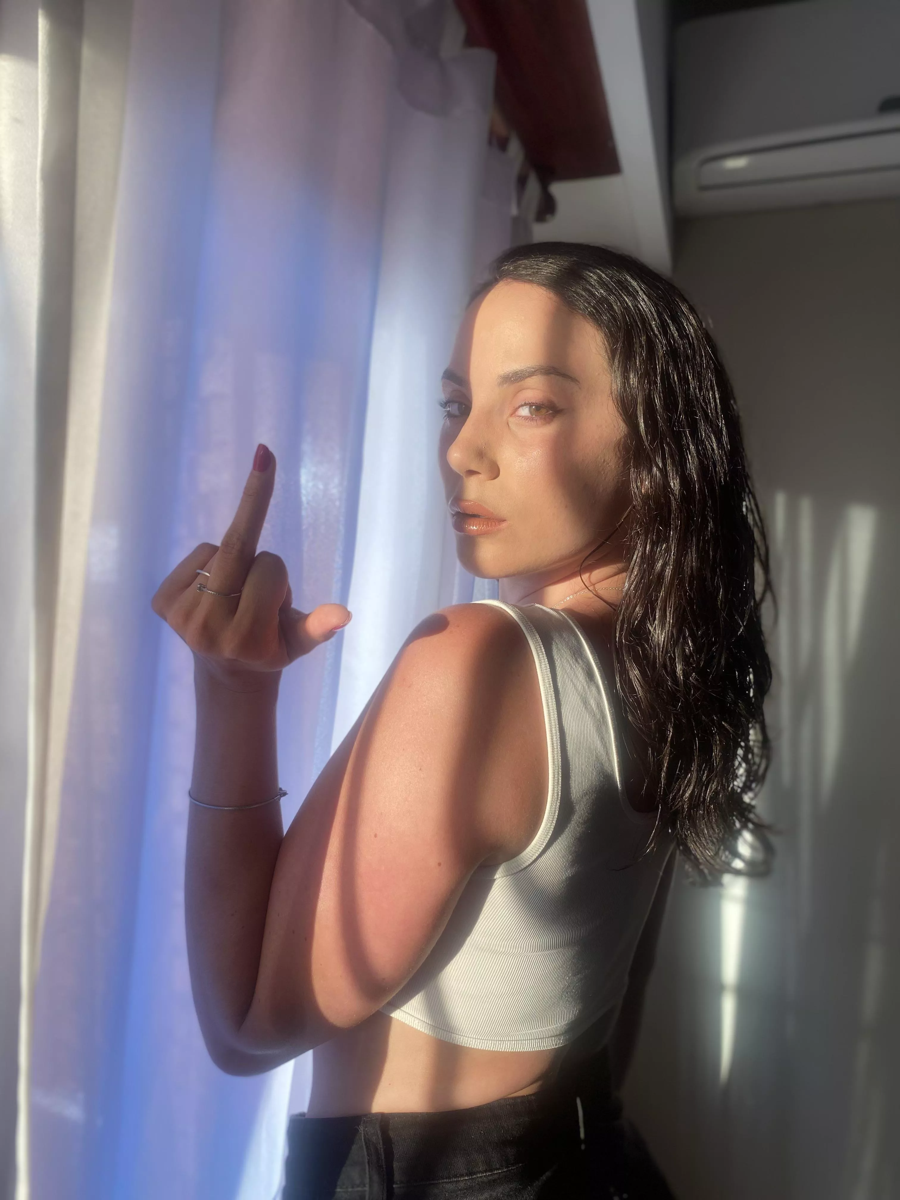 Applying to be a paypig is like going for a job. Make some f*cking effort!