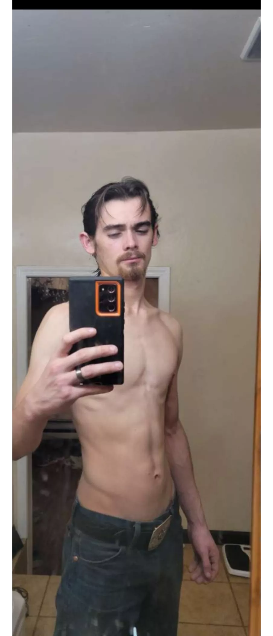 Are there any dominant ladies out there? Hit me up m25 looking for fun near sac