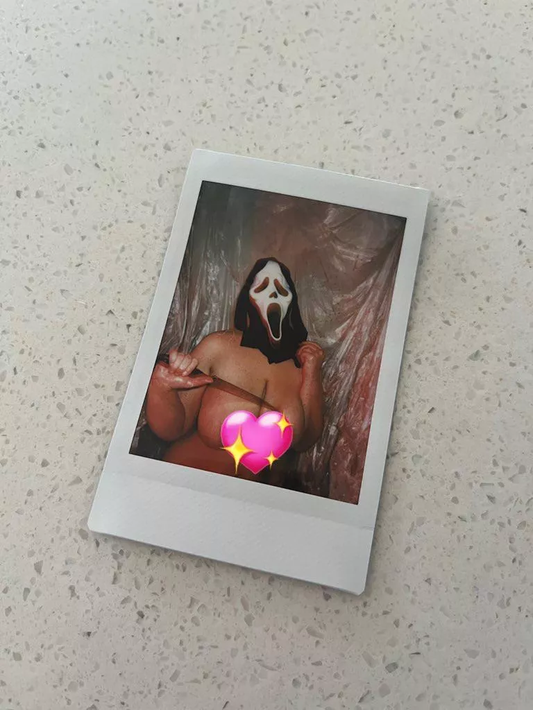 Big tiddy ghost face 