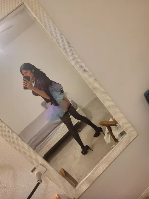 Bttm for top for later today (Los Angeles) 