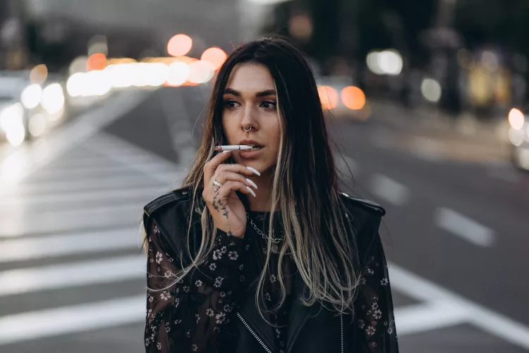 Can I get a cigarette for the lady? I'll give you a blowjob