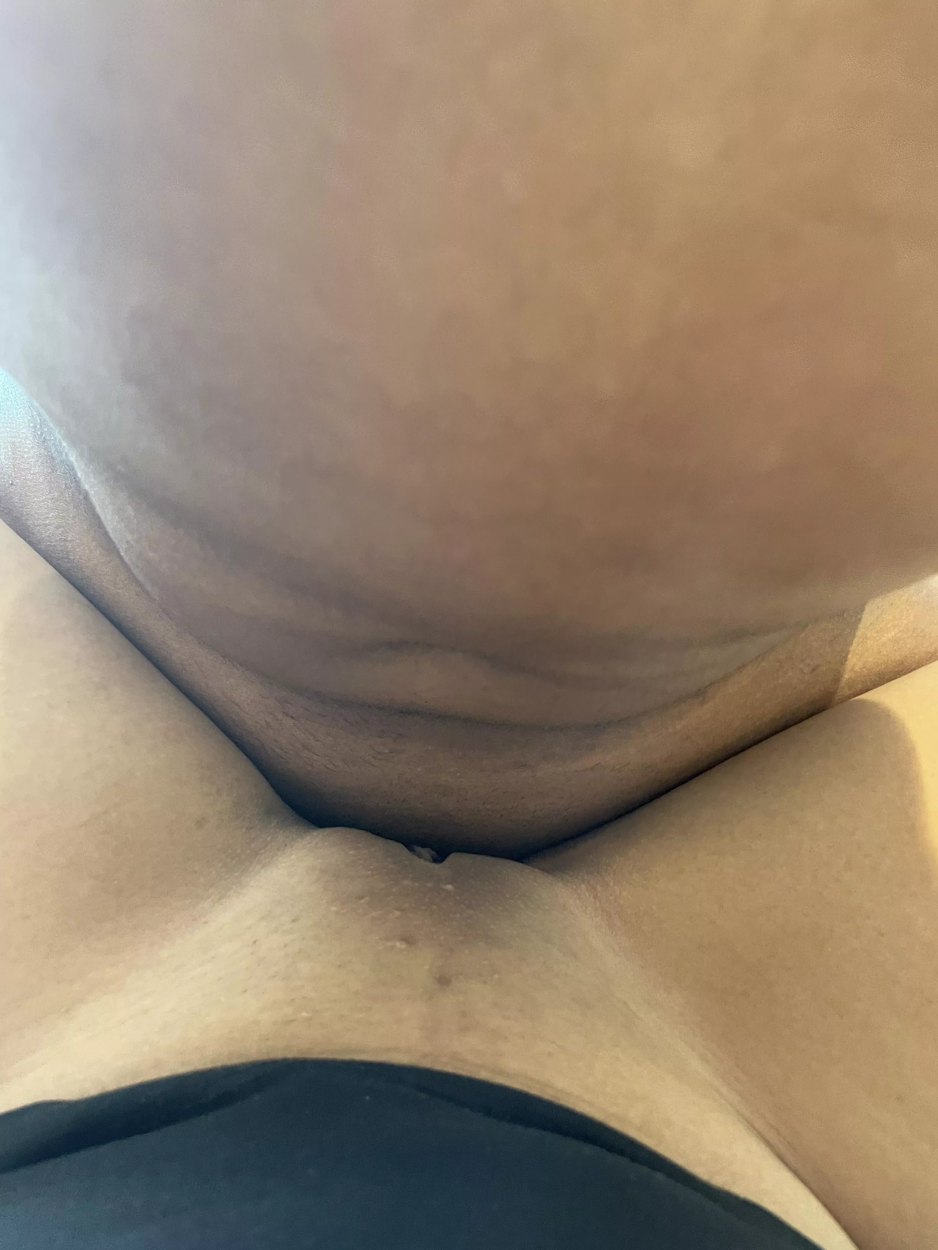 Chennai couple near Marina mall any couple or girl meet in Marina mall ping us