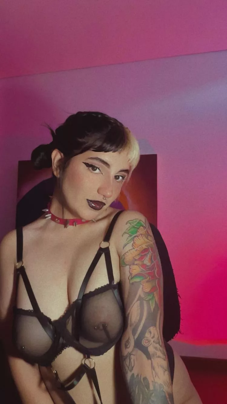 [Could be your best dream and tu m'as grande fantasia, only needs treat me like a princess and I will have every part of me. Don't waste any more time and let's talk! Just online. Can verify!